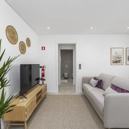 Terracos De Ii Purple By Real Apartment